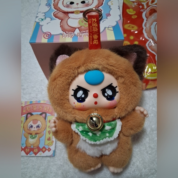 Baby Three Billionaire Cat, LUCK  (SPECIAL TEARY EYES ♥️👀♥️) - Picture 2 of 10